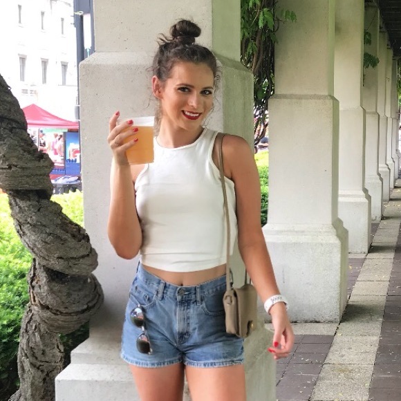 olive_white